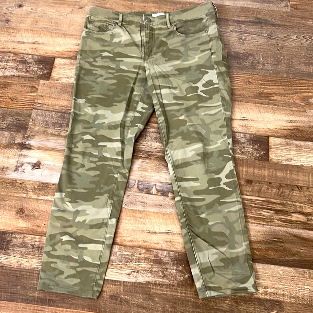 Loft Straight Leg Camo Pants